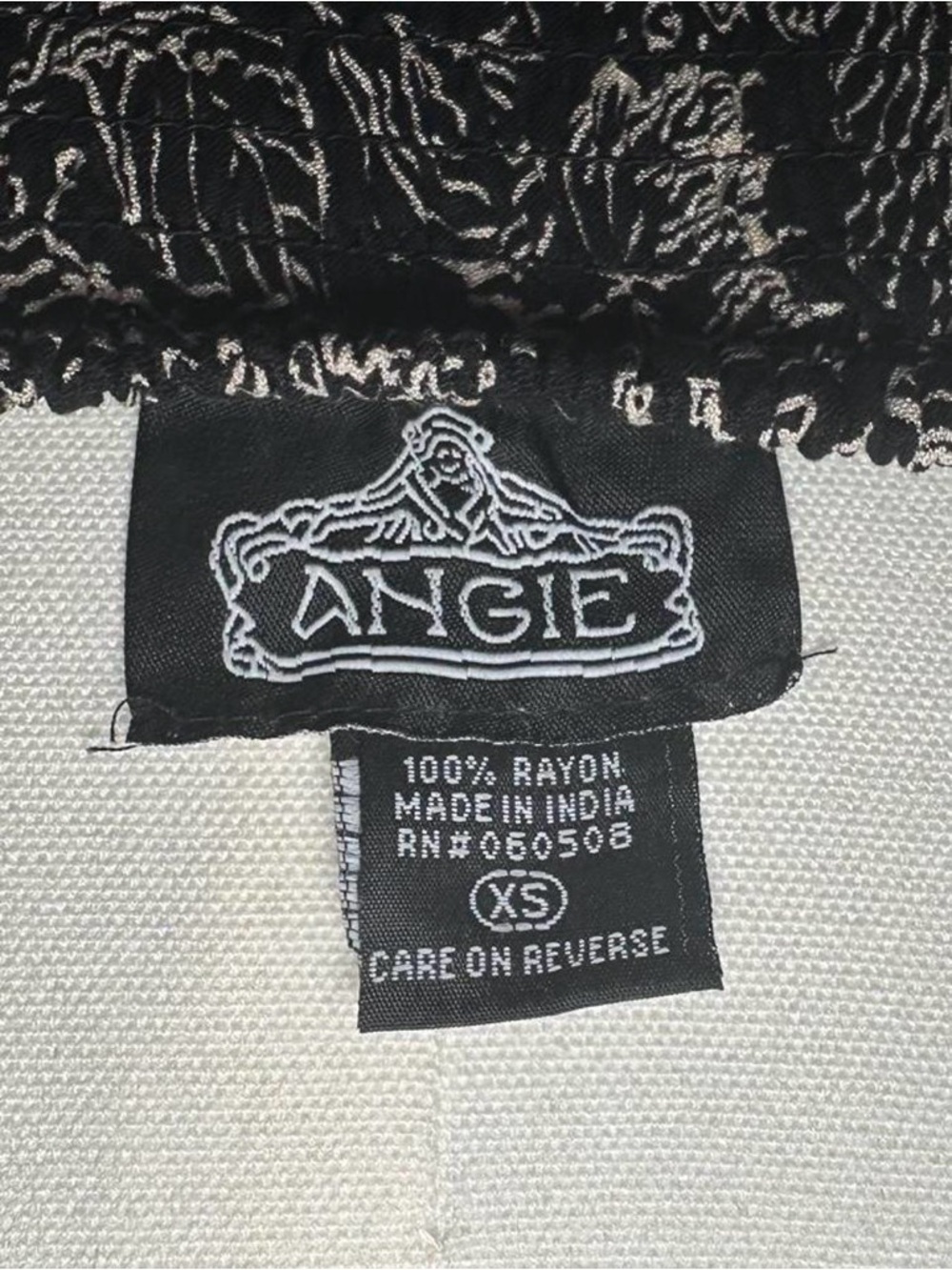 Angie Black & White Floral Printed V-Neck Maxi Dress Cottagecore Boho Festival - Picture 3 of 4